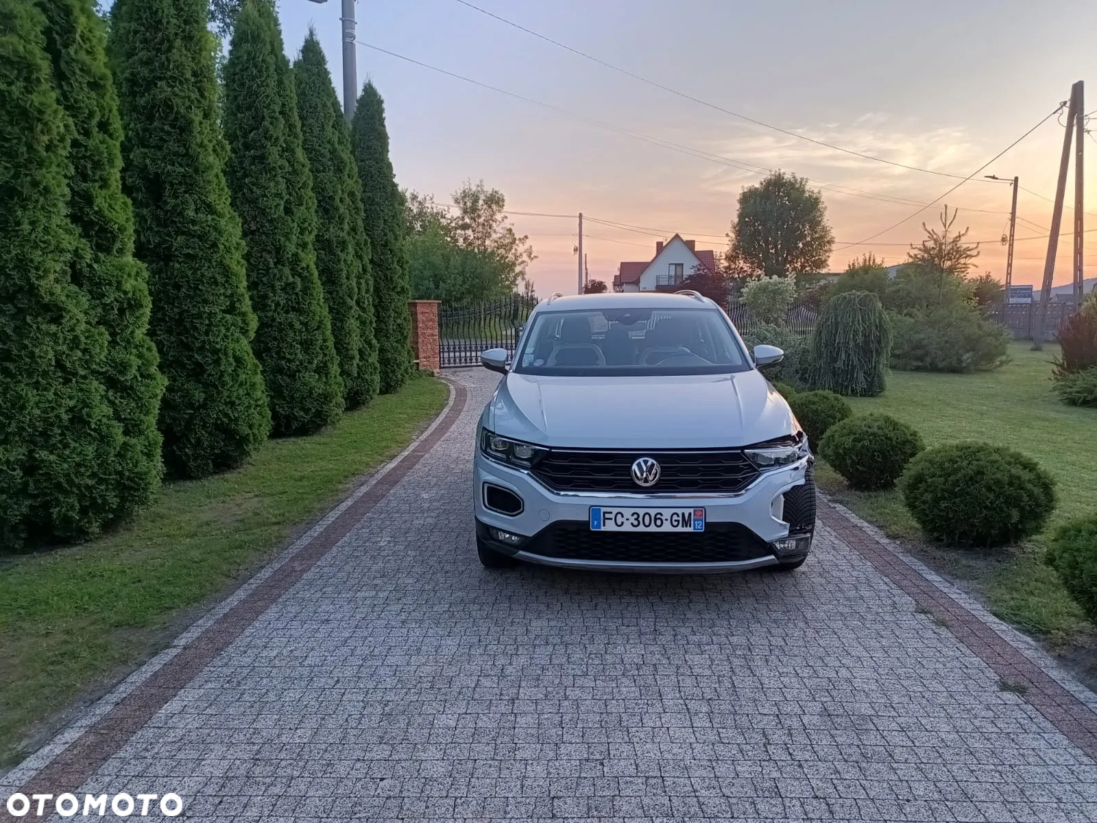 Volkswagen T-Roc - 2