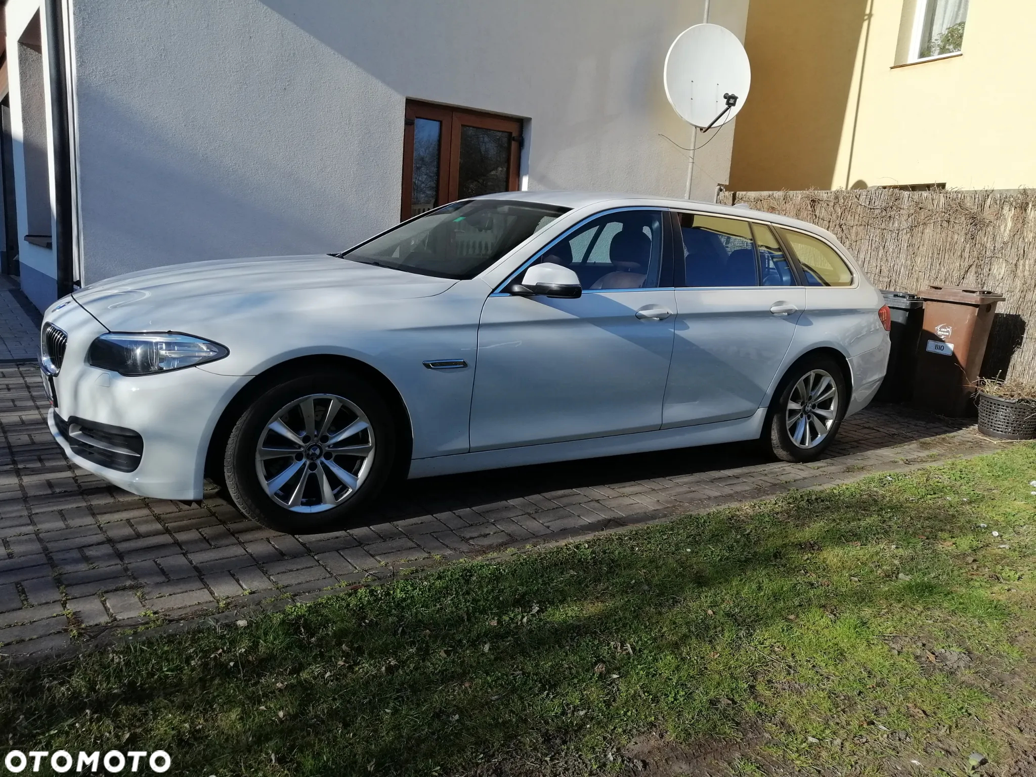 BMW Seria 5 520d Touring - 2