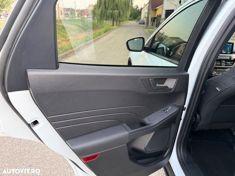 Ford Kuga 2.5 Duratec FHEV FWD Trend - 27