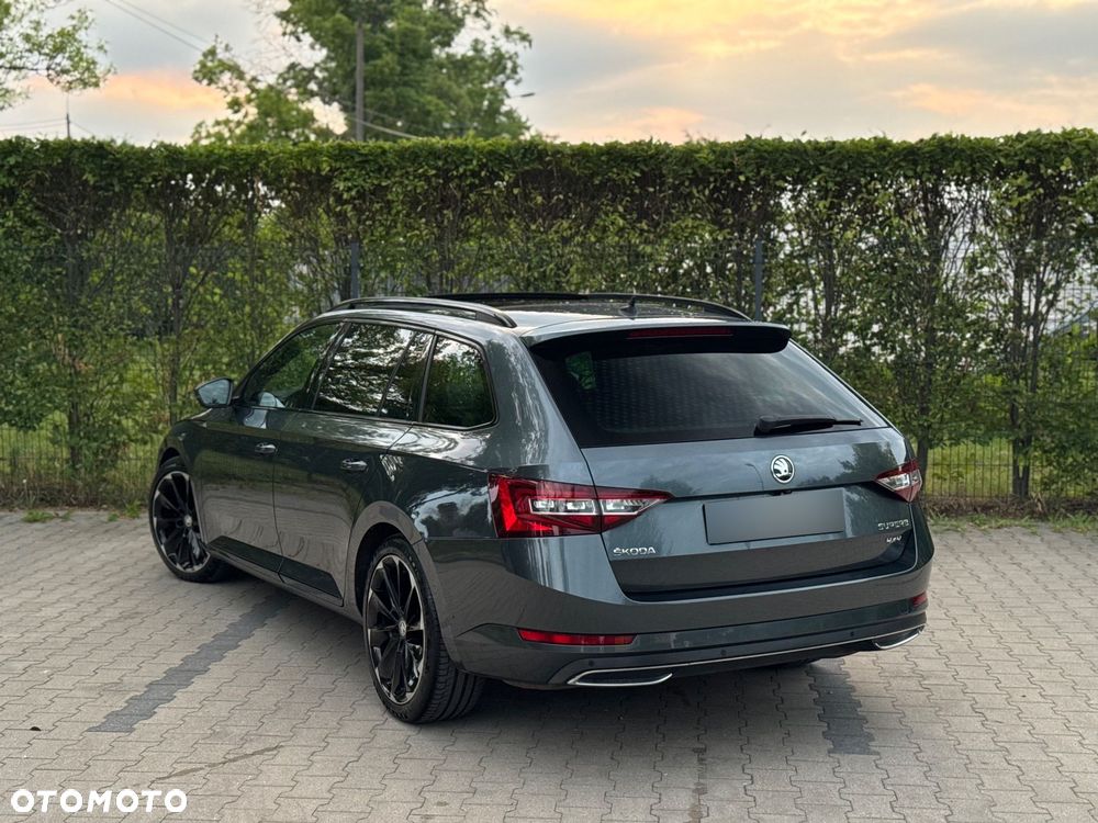 Skoda Superb 2.0 TDI 4x4 DSG Sportline - 16