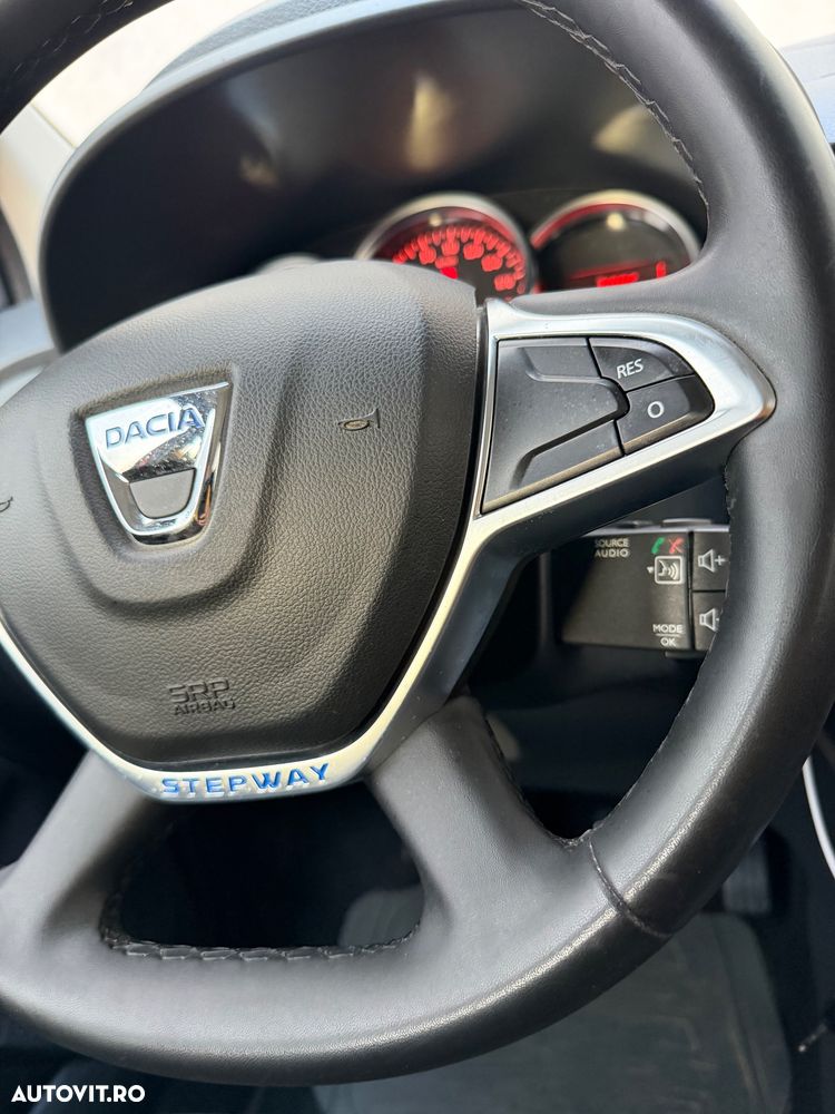 Dacia Lodgy - 24