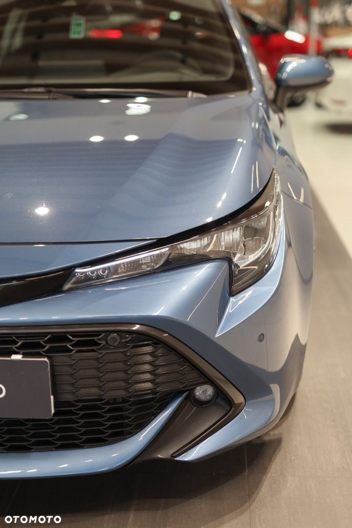 Toyota Corolla - 22