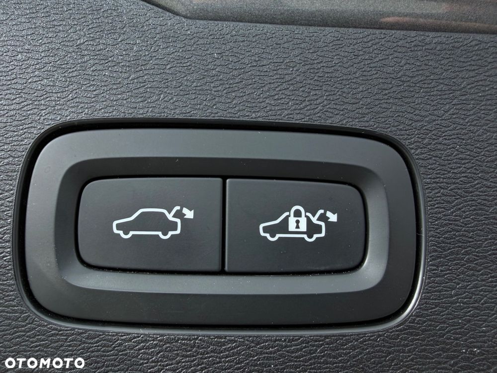 Volvo V60 D3 Geartronic Momentum Pro - 18