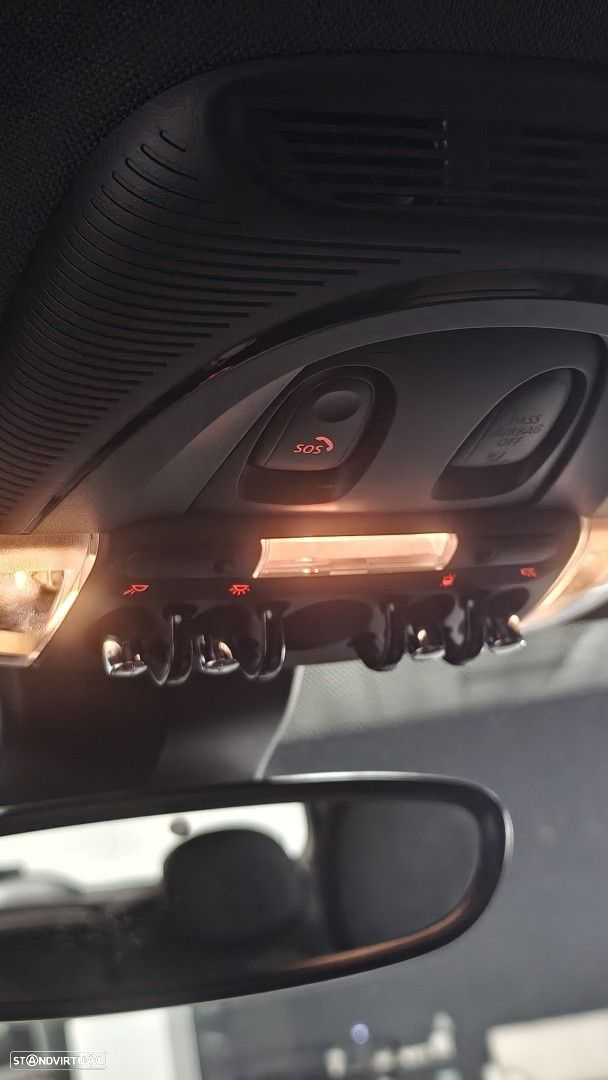 MINI 3 Portas Cooper SE Premium Essential - 49