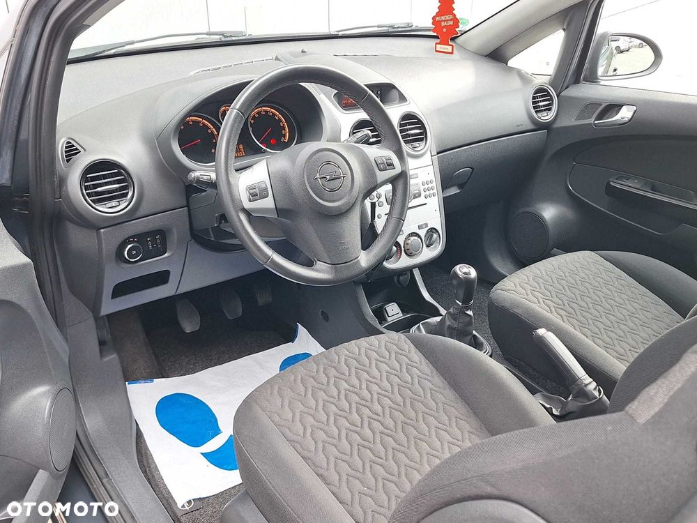 Opel Corsa - 8