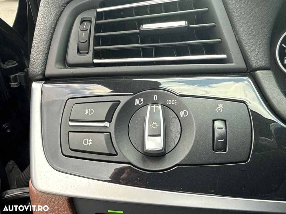 BMW Seria 5 525d xDrive Aut. - 16