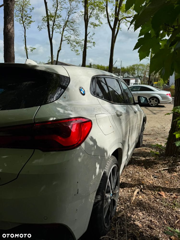 BMW X2 sDrive18d sport - 8