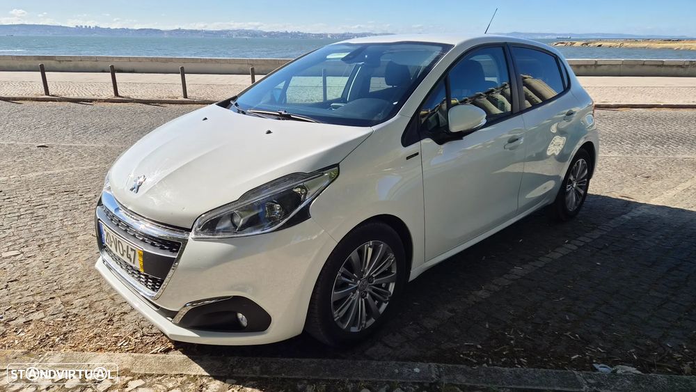 Peugeot 208 1.5 BlueHDi Signature - 2