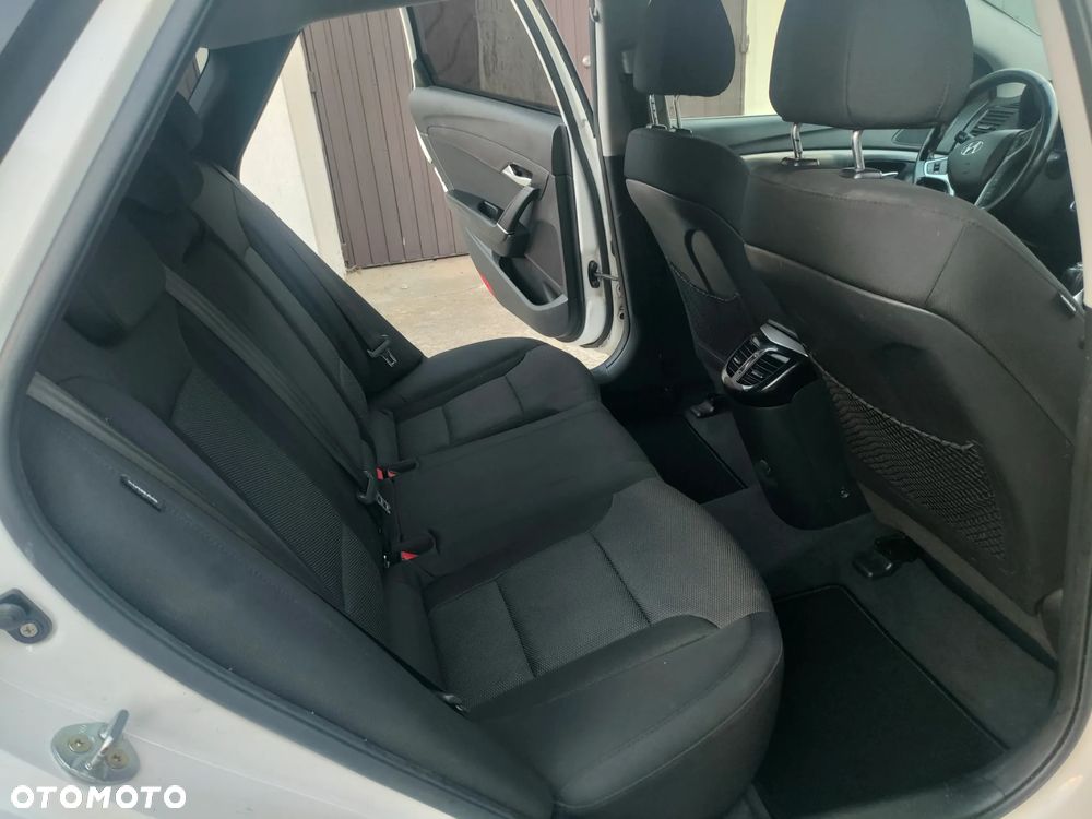 Hyundai i40 1.7 CRDi Comfort - 12