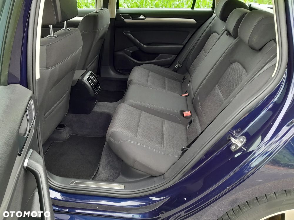 Volkswagen Passat 2.0 TDI SCR DSG Highline - 7