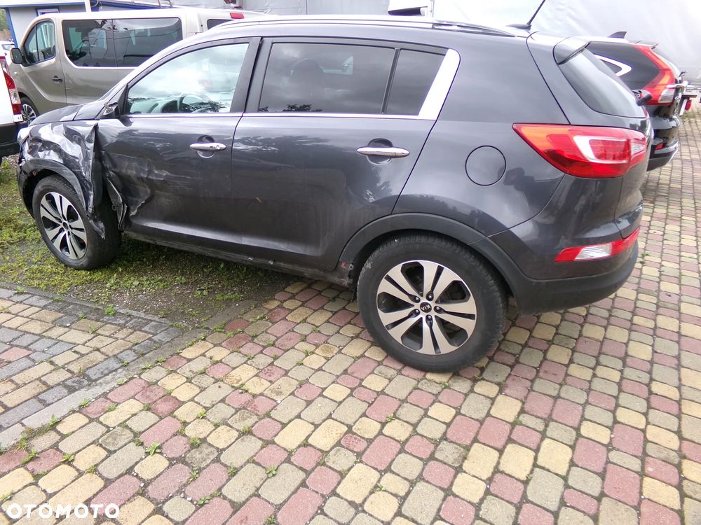 Kia Sportage 2.0 CRDI L AWD - 10