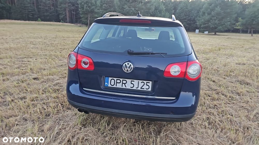 Volkswagen Passat 2.0 TDI Comfortline - 4