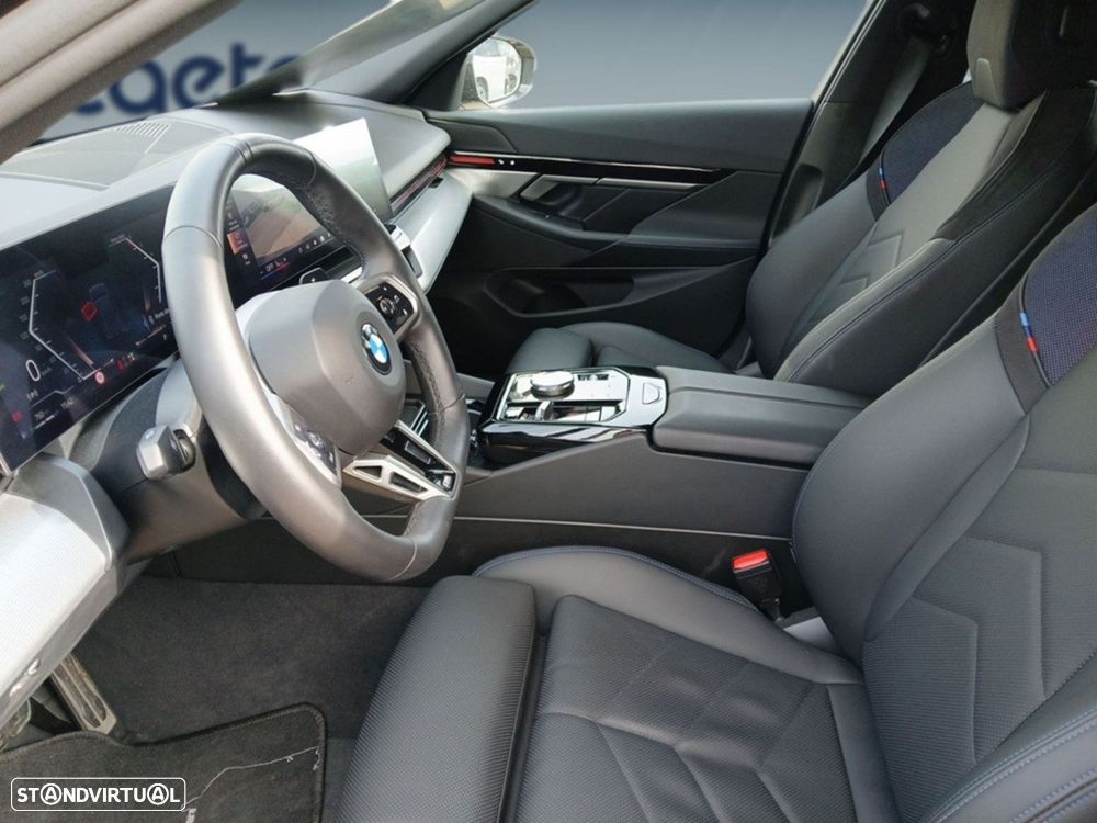 BMW 520 d Pack Desportivo M Auto - 10