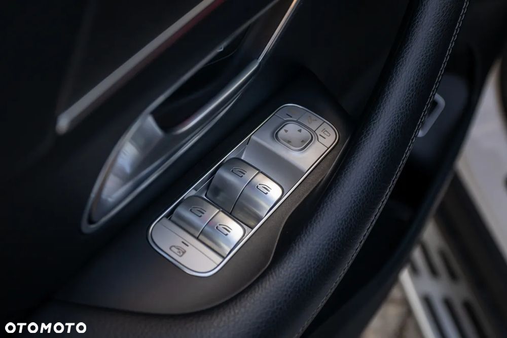 Mercedes-Benz GLE 300 d 4-Matic - 25