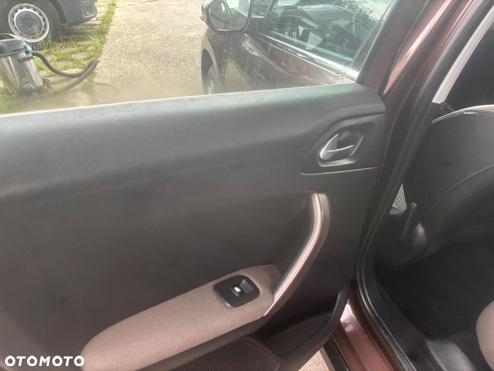 Peugeot 2008 120 VTI Automatik Allure - 25