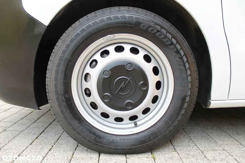 Opel Vivaro - 20