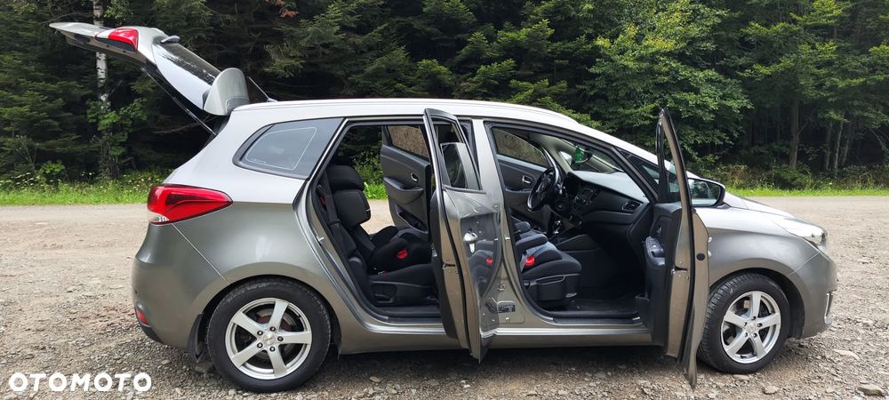 Kia Carens 1.6 GDI M - 25