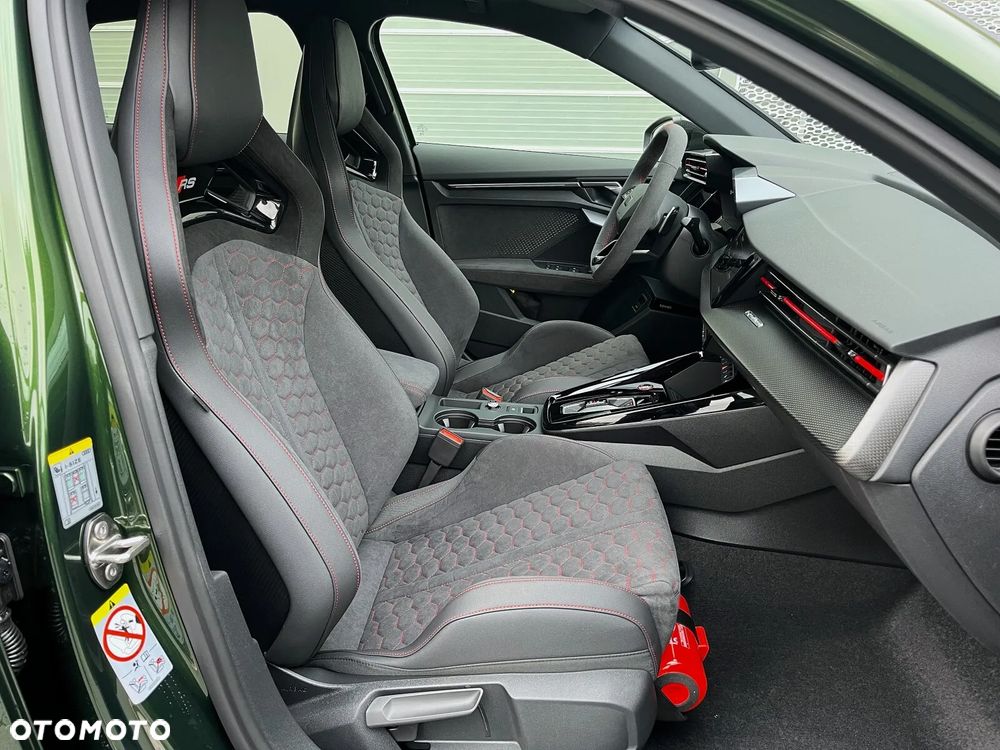 Audi RS3 Sportback TFSI Quattro S tronic - 17
