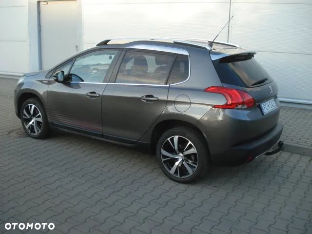 Peugeot 2008 PureTech 110 Stop&Start Urban Move - 11