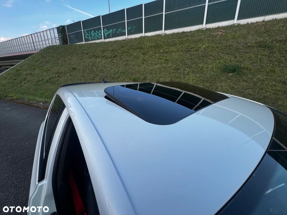 Volkswagen Golf 2.0 TSI GTI DSG - 11