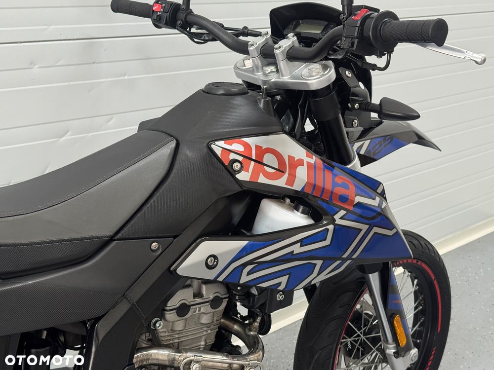 Aprilia SX - 9