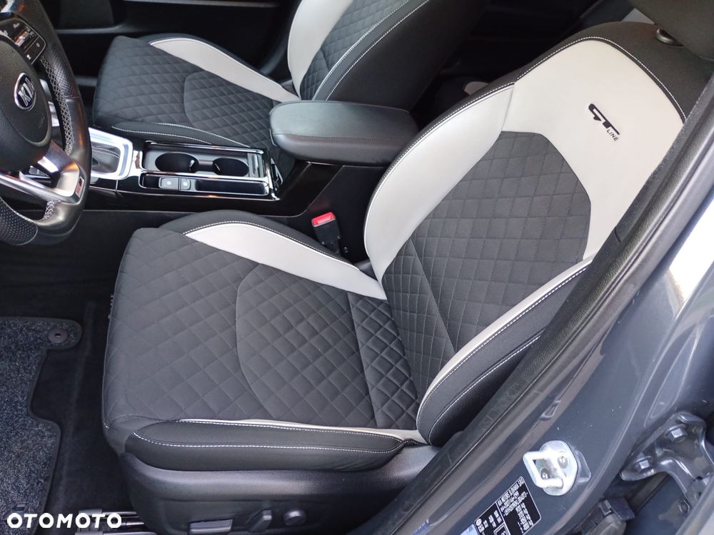 Kia ProCeed - 10