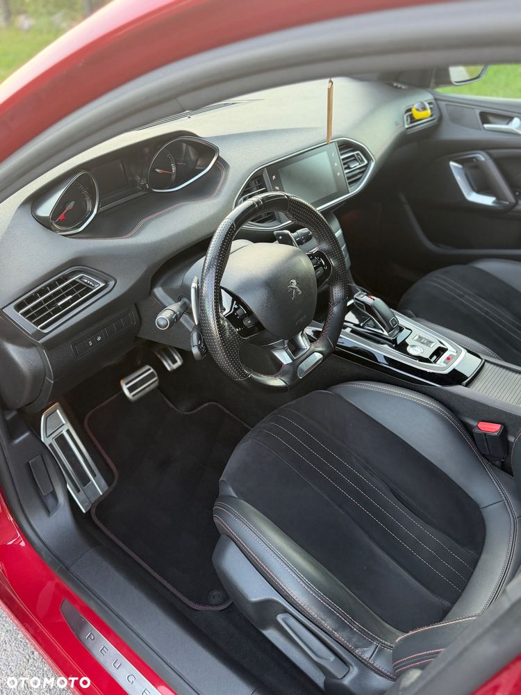 Peugeot 308 1.2 PureTech GPF GT S&S EAT8 - 10