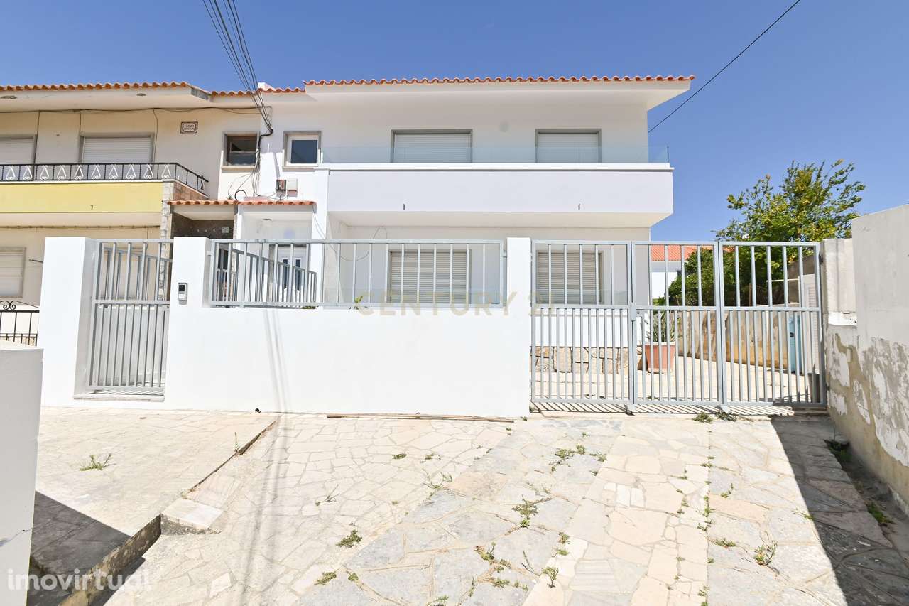 Apartamento T3+1 para arrendamento, junto aos Salesianos de Manique - Grande imagem: 3/28