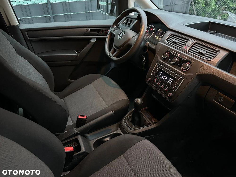 Volkswagen Caddy Maxi - 13