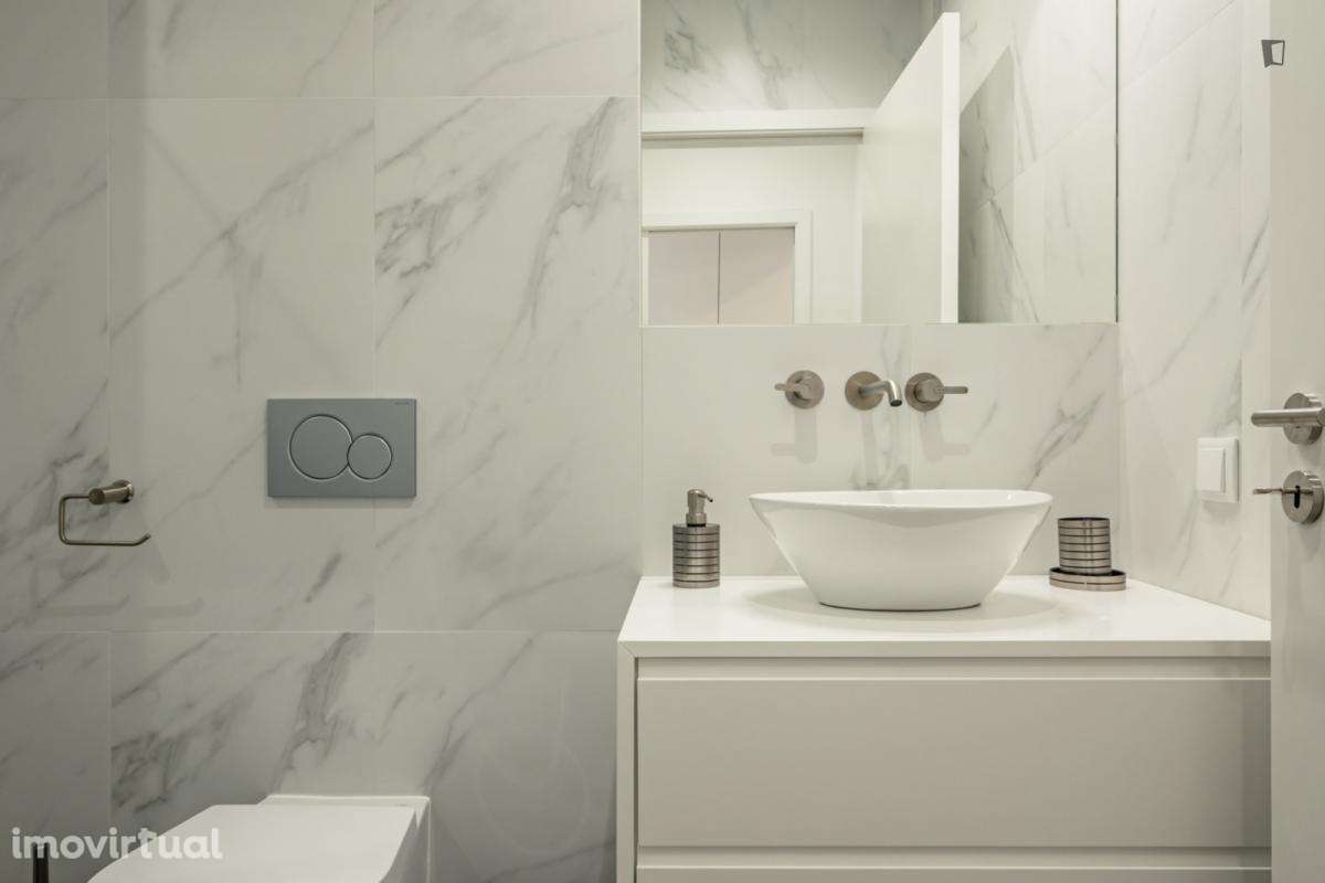 Apartamento com 2 quartos - localizado em Vila nova de gaia - Grande imagem: 3/16