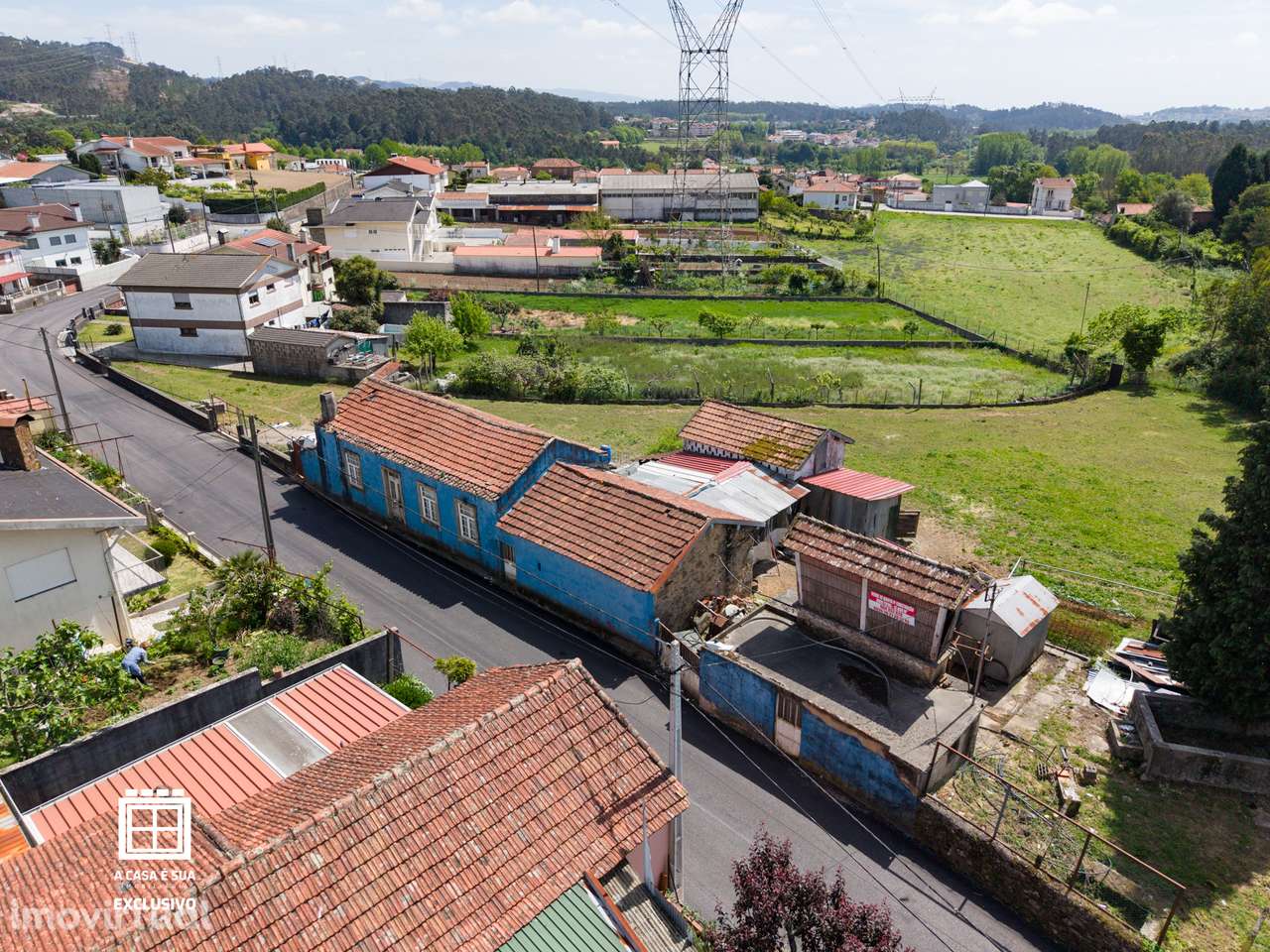 Quinta com cerca de 11.000 m² em Milheirós de Poiares - Exclusivo - Grande imagem: 2/14