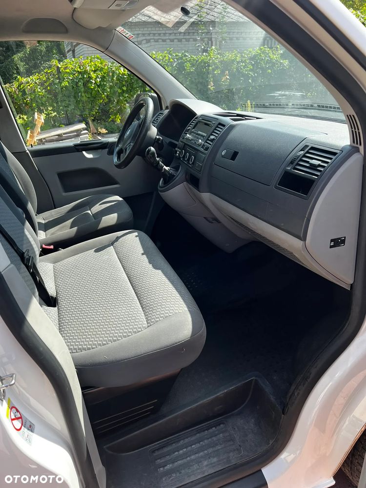 Volkswagen Transporter T5 - 6