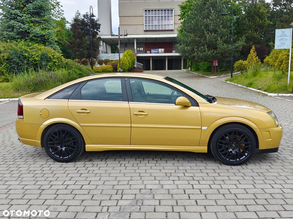 Opel Vectra 3.2 Comfort - 2