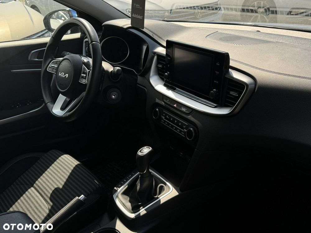 Kia Ceed 1.5 T-GDI M - 7