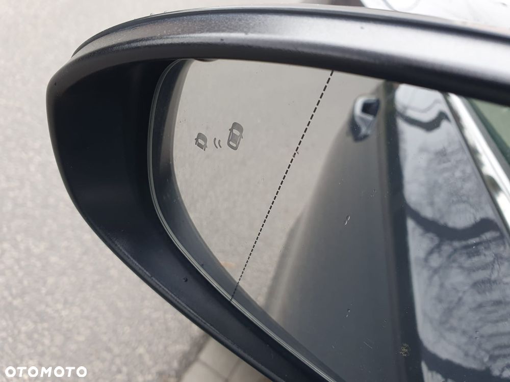 Kia Ceed 1.6 CRDi DCT Spirit - 16