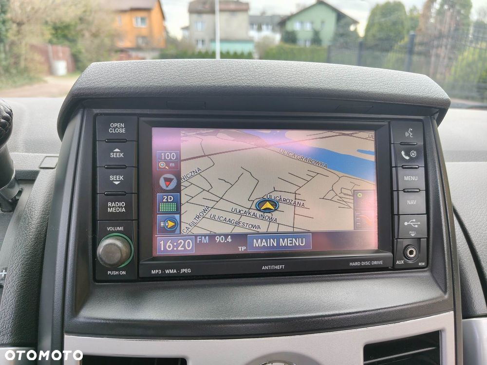 Chrysler Grand Voyager - 24