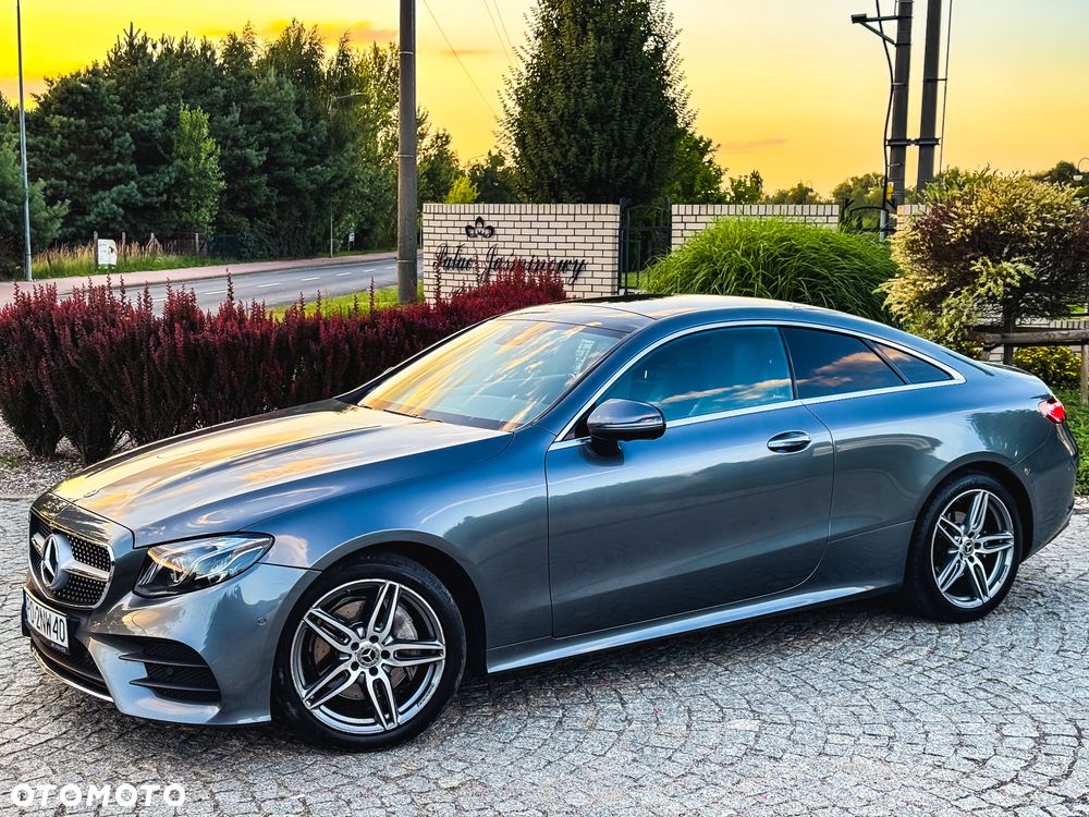 Mercedes-Benz Klasa E 220 d Coupe 4-Matic 9G-TRONIC - 9