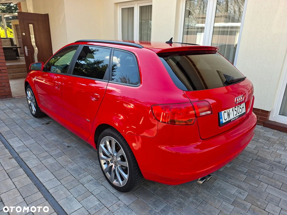 Audi A3 Sportback 2.0 TDI DPF S line Sportpaket plus - 4