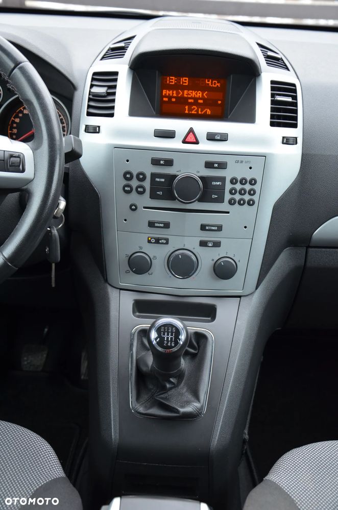 Opel Zafira 1.9 CDTI Edition - 25