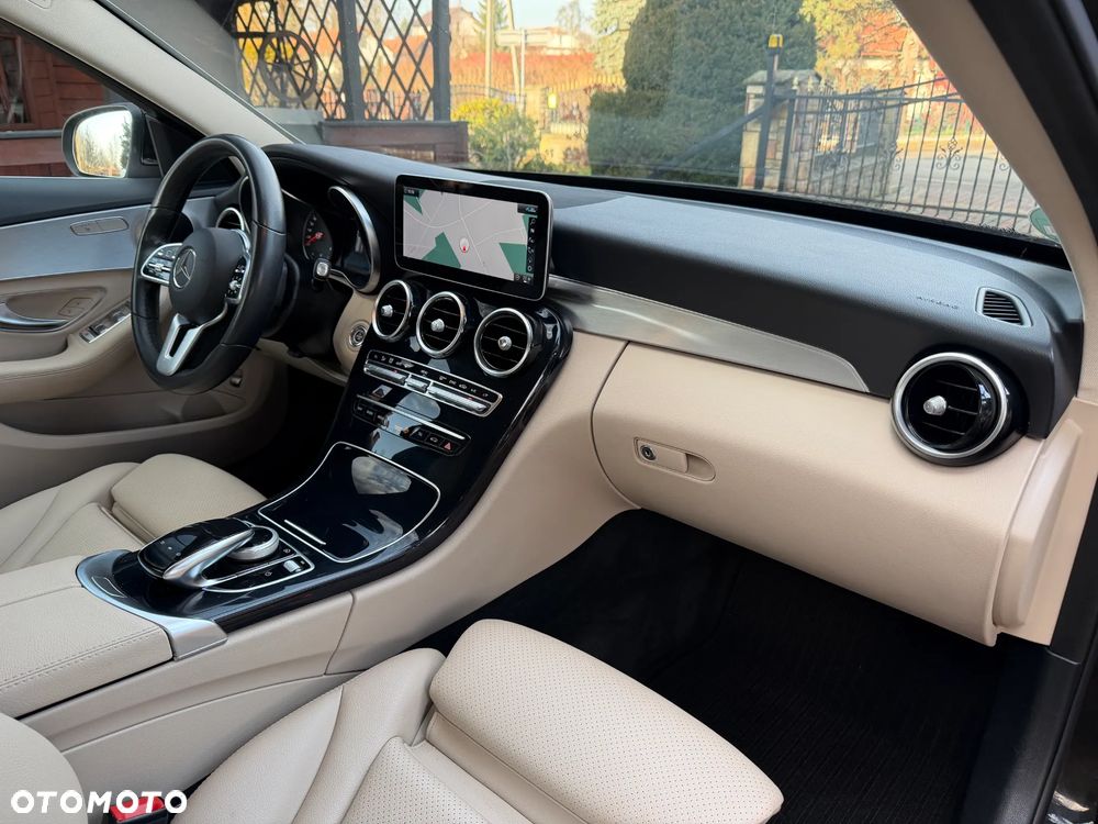 Mercedes-Benz Klasa C 180 9G-TRONIC Avantgarde - 15