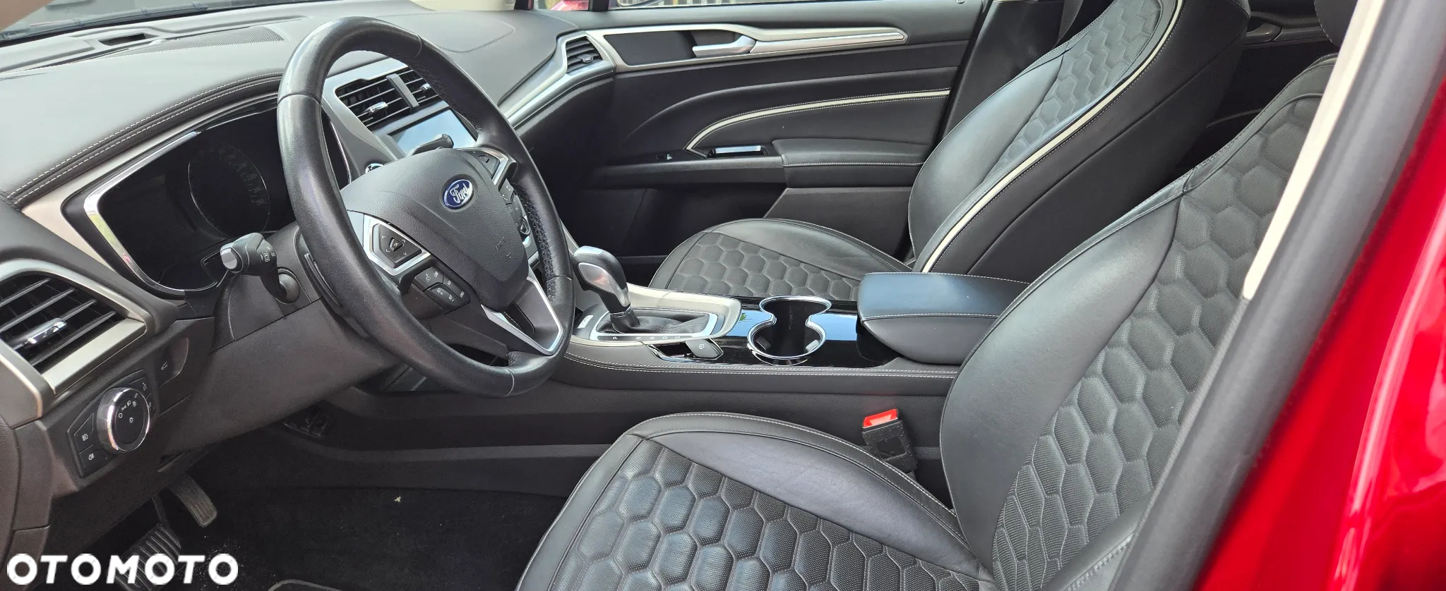 Ford Mondeo Vignale 2.0 TDCi PowerShift - 11