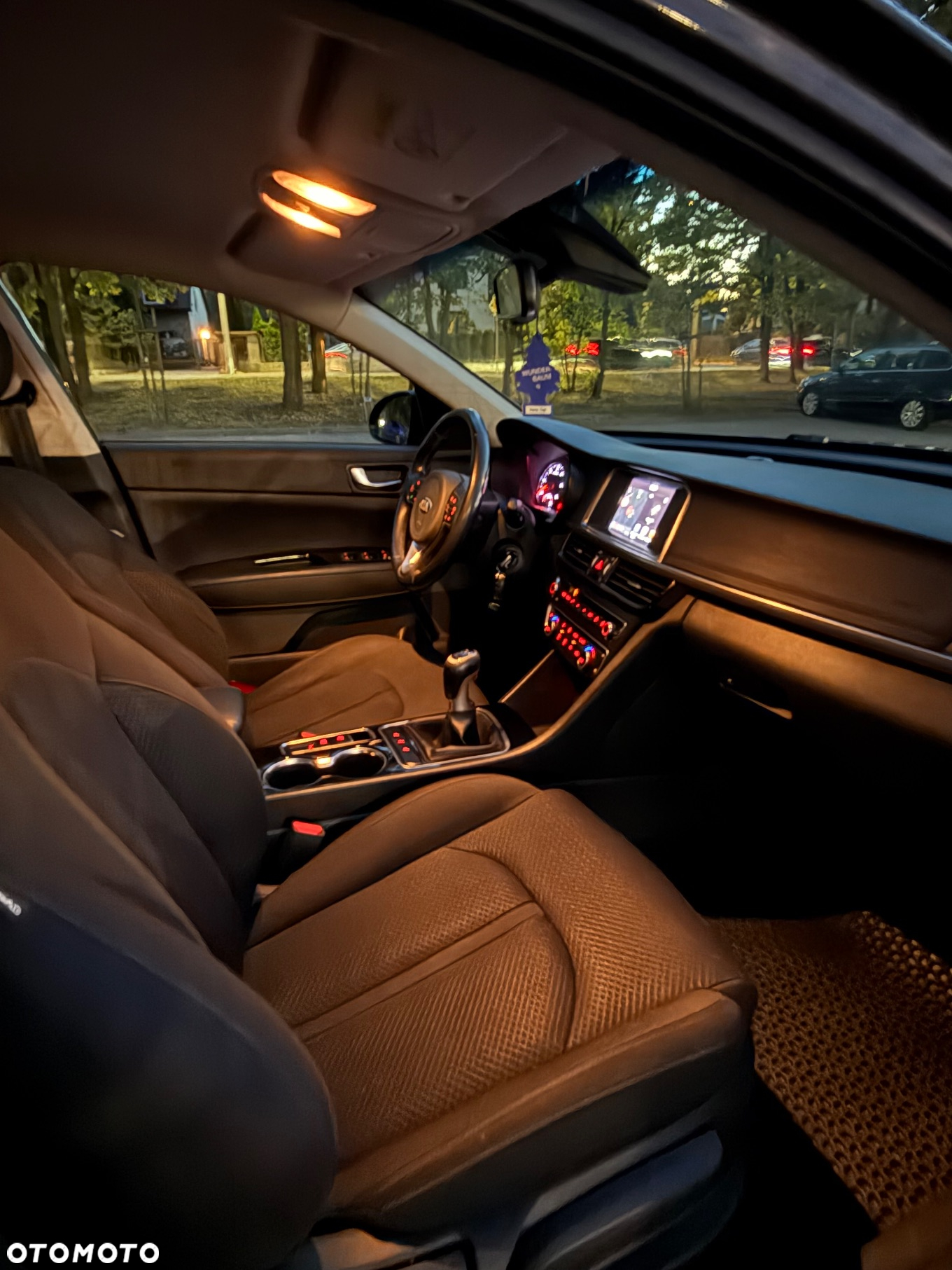 Kia Optima - 10