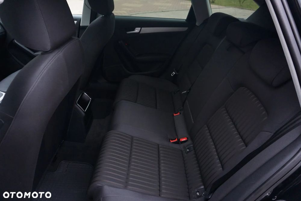 Audi A4 Avant 1.8 TFSI Ambiente - 19