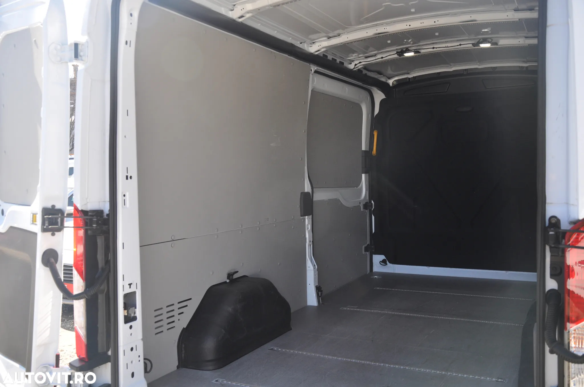 Ford Transit L3H2 Van Automat - 8
