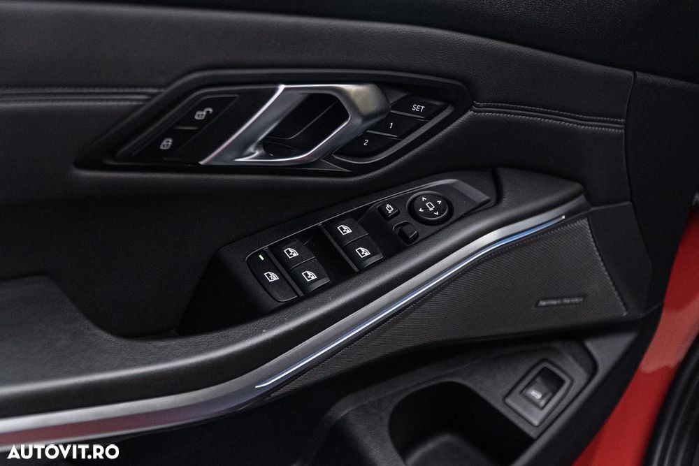 BMW M3 Competition xDrive AT - 35