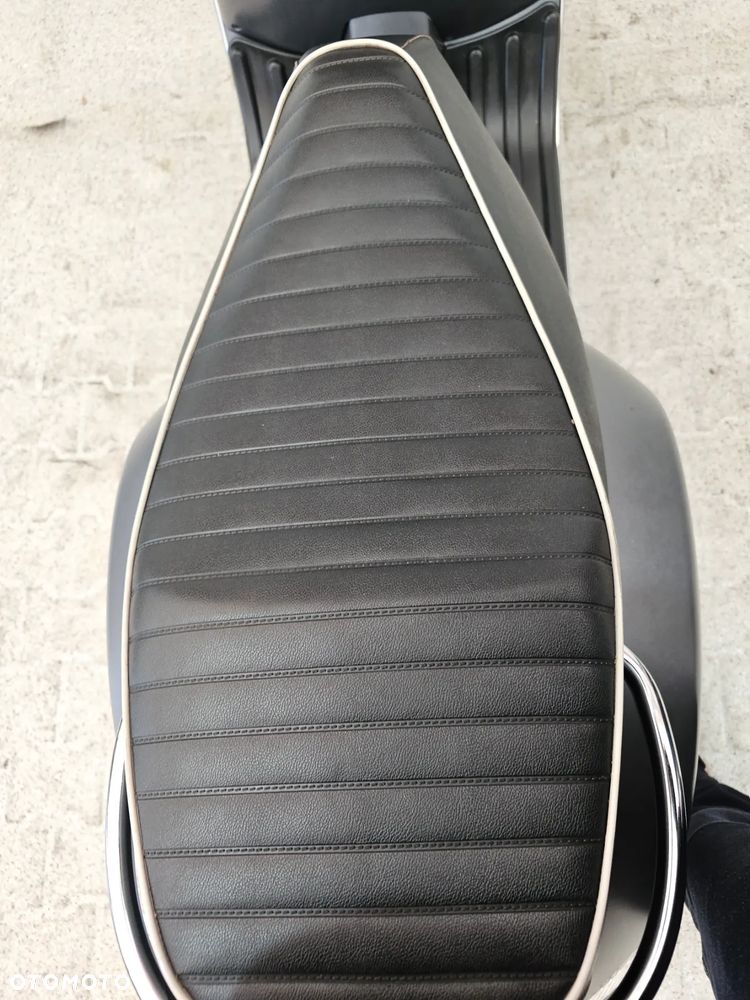 Piaggio Vespa - 34