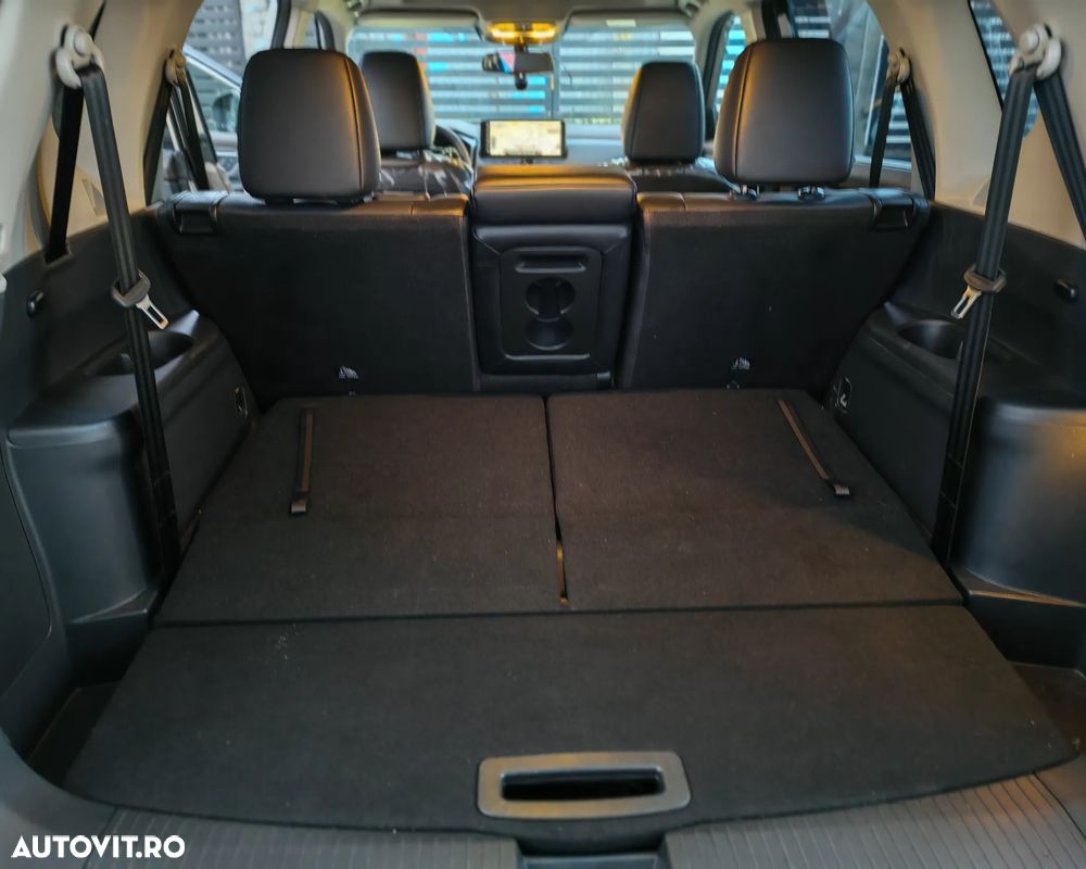Nissan X-Trail e4ORCE 7 locuri Tekna - 17