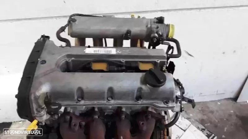 MOTOR COMPLETO KIA CARENS II LIMUSINA 2002 -TB - 1