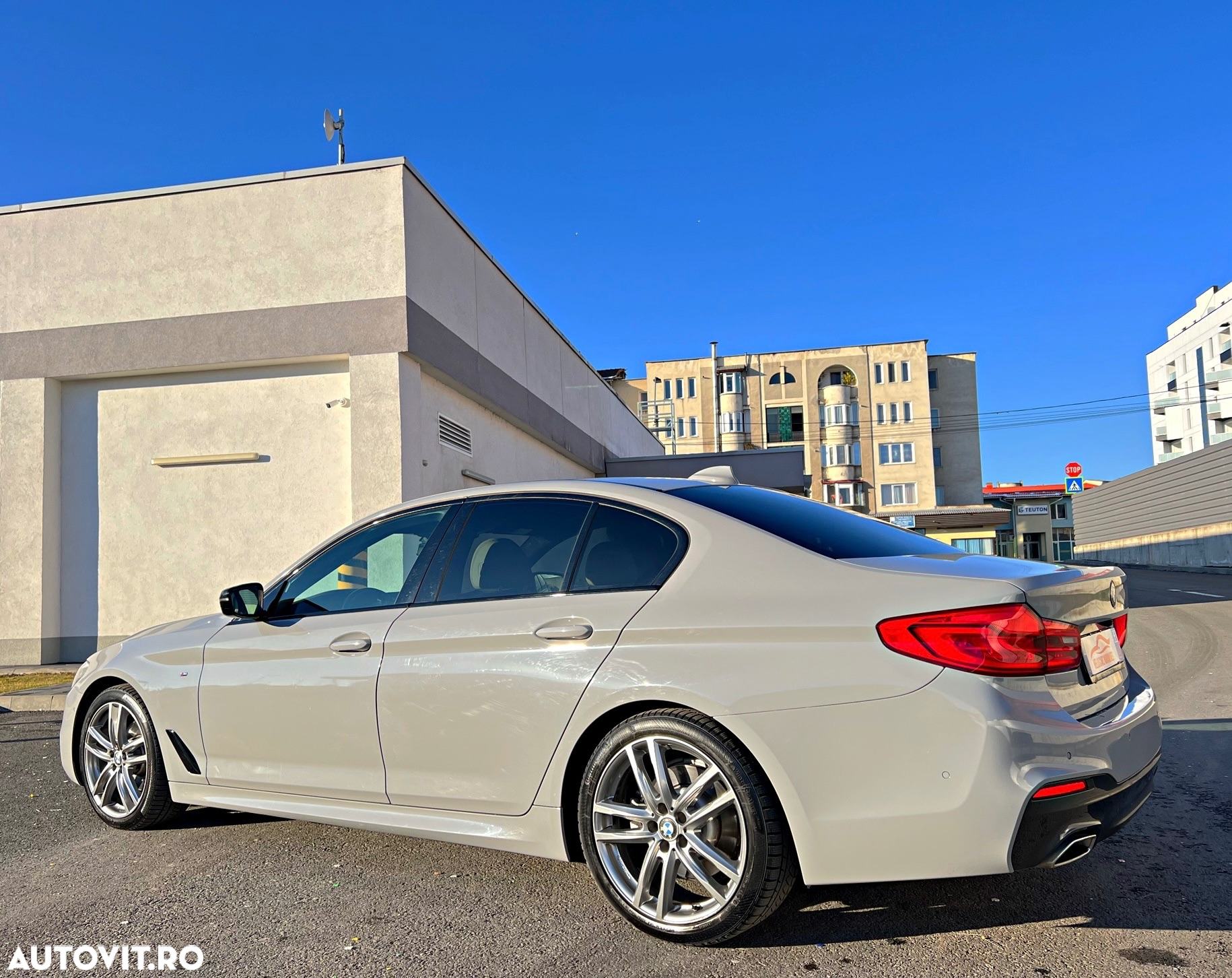 BMW Seria 5 520d Aut. M Sport Edition - 2