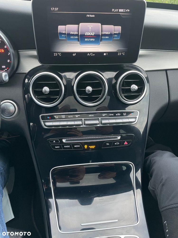 Mercedes-Benz Klasa C 300 7G-TRONIC AMG Line - 23